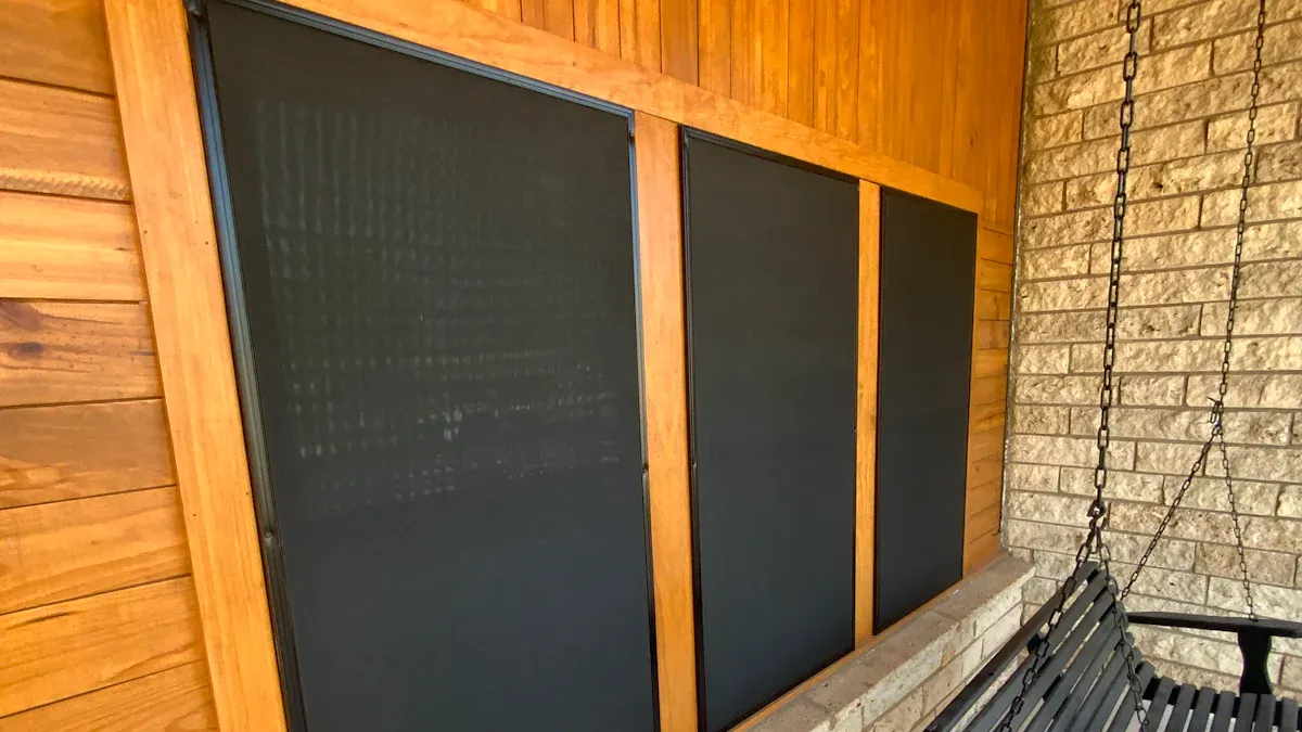 Optimizing the sound quality of speakers through different types of sound reflections