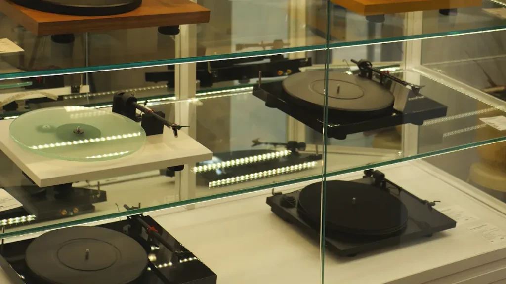 How to attract high-end market customers through high-fidelity audio systems