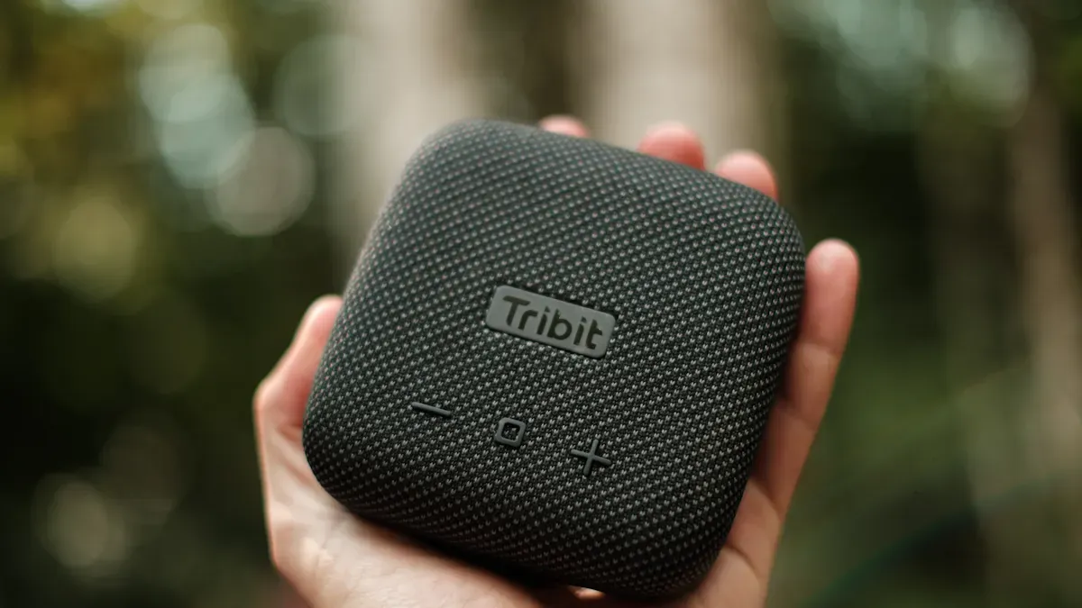 Portability and Compactness