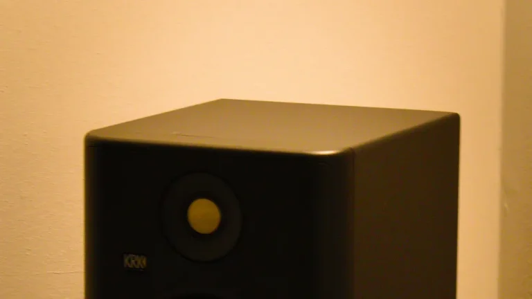 The Application of Noise Control Technology in Speakers